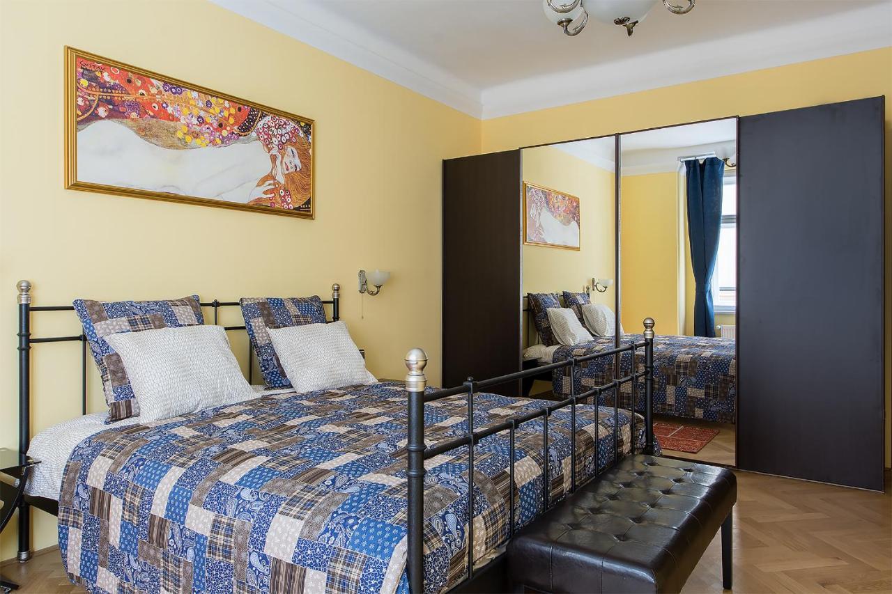 In Heart Of Prague - 2Br 2Ba Elegant Downtown Apt 외부 사진