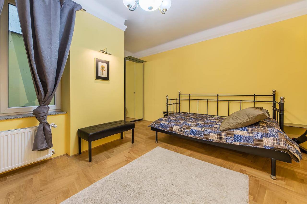 In Heart Of Prague - 2Br 2Ba Elegant Downtown Apt 외부 사진