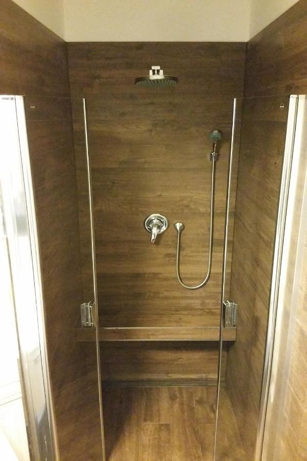 In Heart Of Prague - 2Br 2Ba Elegant Downtown Apt 외부 사진